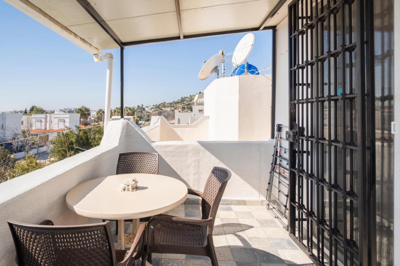 Central, Cozy, 15 Min Walk To The Beach, Fast Wi-Fi, Free Parking, 4Ppl Bodrum Ngoại thất bức ảnh
